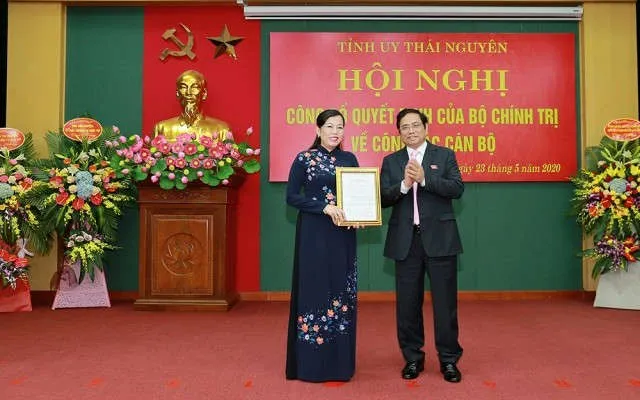 chân dung nữ tân bí thư tỉnh ủy thái nguyên nguyễn thanh hải hình 2 chan dung nu tan bi thu tinh uy thai nguyen nguyen thanh hai hinh 2
