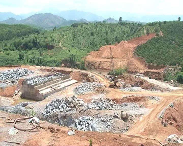 Sập công trình thuỷ điện ở Kon Tum, nhiều người thương vong