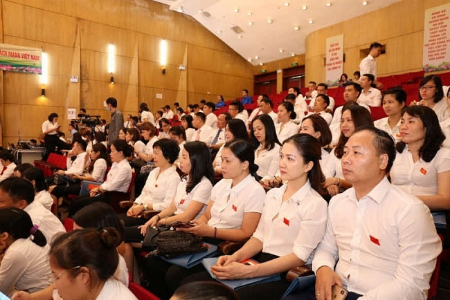 Học theo Bác từ những điều giản dị