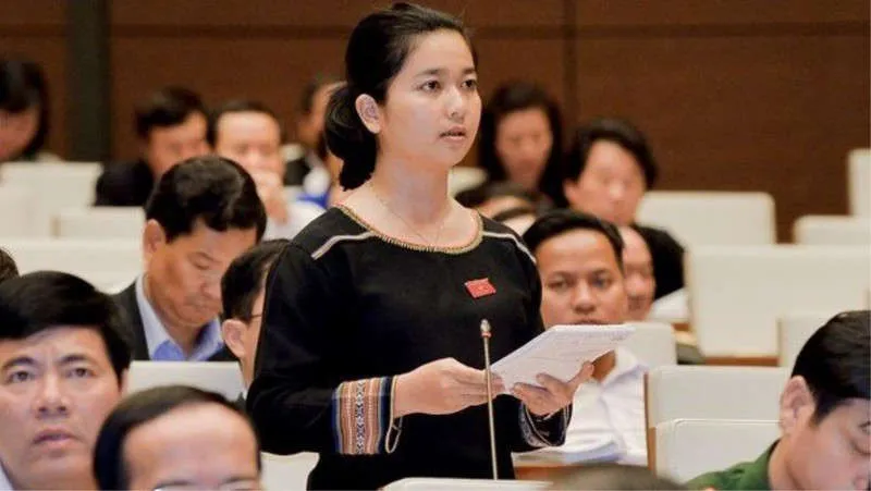 quoc hoi can danh gia tinh trang tre em di an xin hinh 2