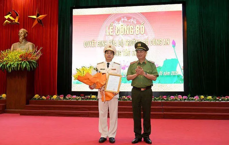 thêm nhiều giám đốc công an vừa được điều động, bổ nhiệm hình 11 them nhieu giam doc cong an vua duoc dieu dong, bo nhiem hinh 11