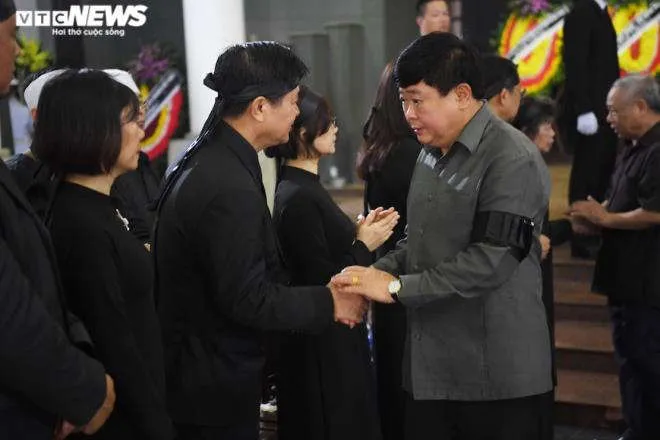 Ảnh: Lãnh đạo Đảng, Nhà nước viếng nguyên Chủ nhiệm Văn phòng Quốc hội Vũ Mão - 20