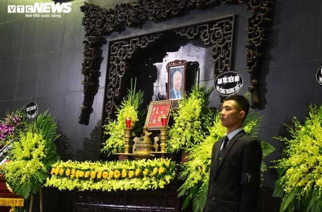 Ảnh: Lãnh đạo Đảng, Nhà nước viếng nguyên Chủ nhiệm Văn phòng Quốc hội Vũ Mão - 21