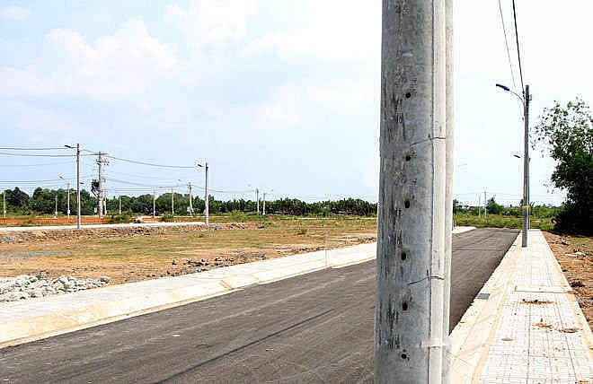 Môi giới bất động sản phải có mã số hành nghề