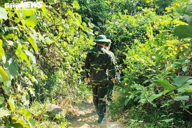 T&agrave;i liệu cho thấy Triệu Qu&acirc;n Sự chưa tho&aacute;t khỏi n&uacute;i Hải V&acirc;n bằng t&agrave;u hỏa - 2