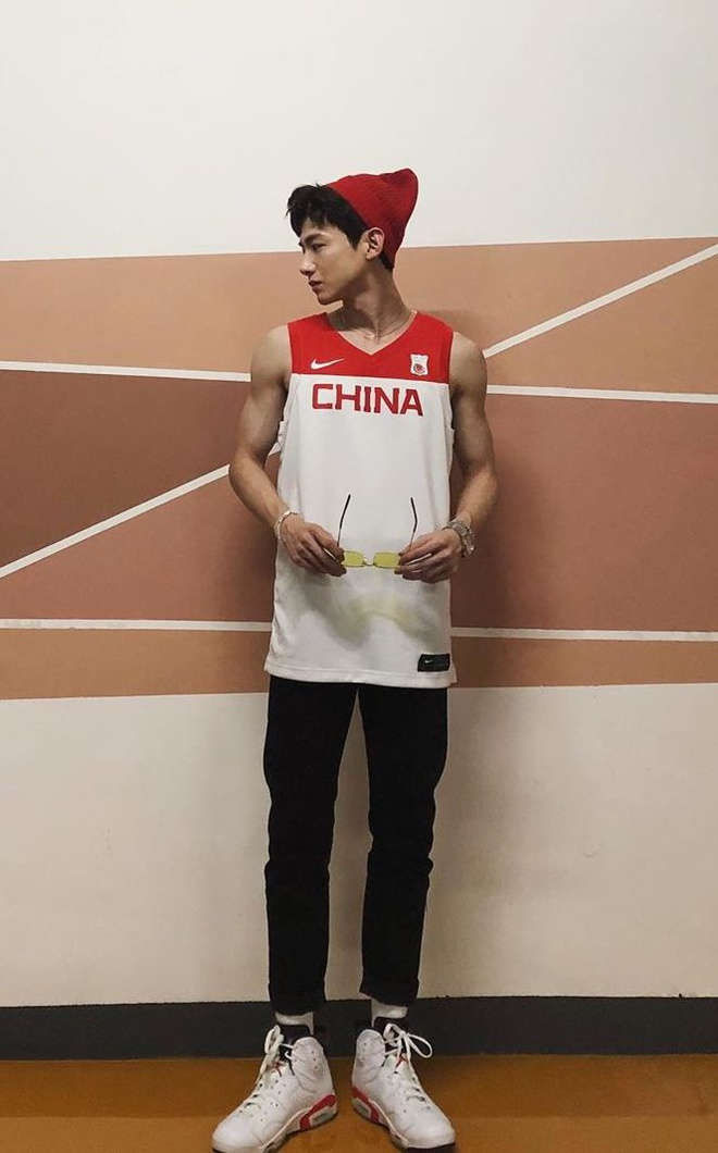 Nam diễn viên sở hữu vòng eo 59 cm nhỏ hơn con gái - Ảnh 5