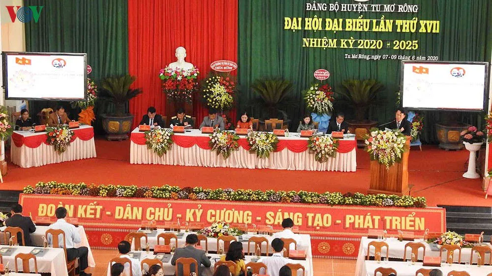 kon tum pho bien kinh nghiem sau dai hoi diem hinh 1