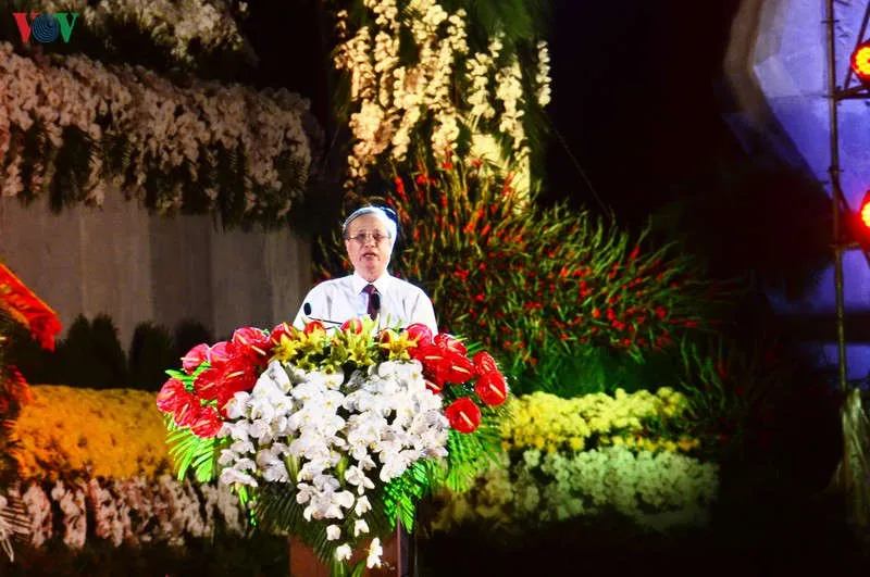 khanh thanh tuong dai chu tich ho chi minh voi nhan dan quang binh hinh 2