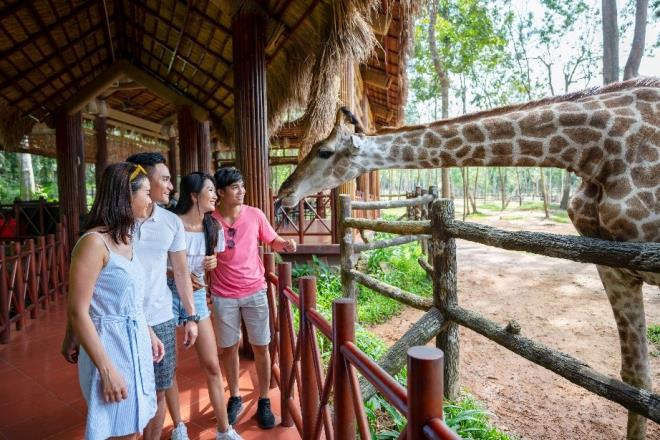 Giải m&atilde; sức h&uacute;t kỳ nghỉ biệt thự biển - Xu hướng du lịch thời thượng thế giới - 6