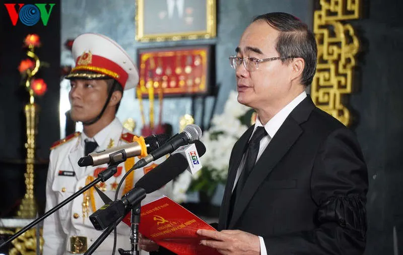 anh: le truy dieu, tien dua nha tinh bao tran quoc huong hinh 4