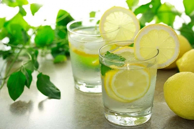 10 thức uống detox hiệu quả nhất mà bạn nên uống mỗi ngày