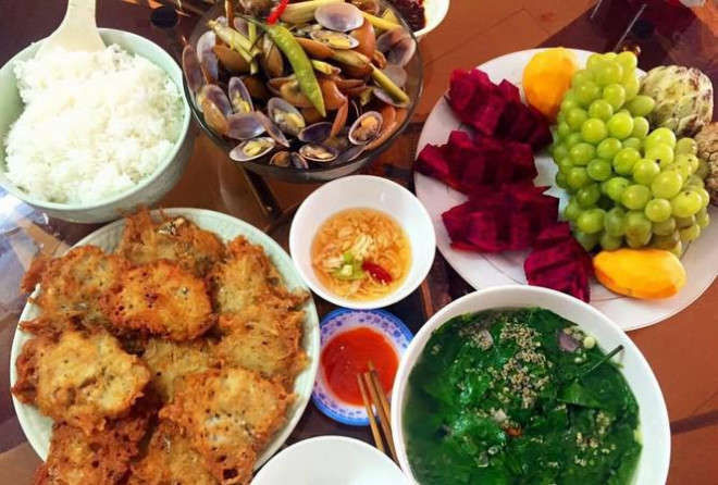 Những sai lầm khi ăn tối khiến bạn tăng cân trầm trọng, ảnh hưởng tới sức khỏe - Ảnh 1 Những sai lầm khi ăn tối khiến bạn tăng cân trầm trọng, ảnh hưởng tới sức khỏe - Ảnh 1