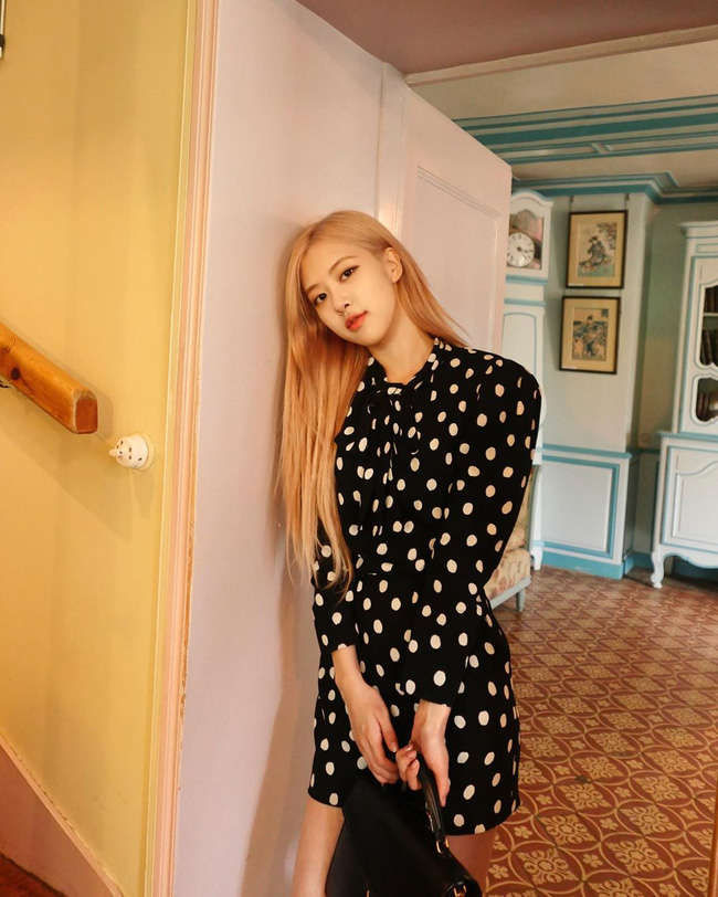 Chỉ cần học Rose diện đủ kiểu váy xinh tươi, chị em cũng rút ra được cho mình vô vàn ý tưởng mặc đẹp - Ảnh 6