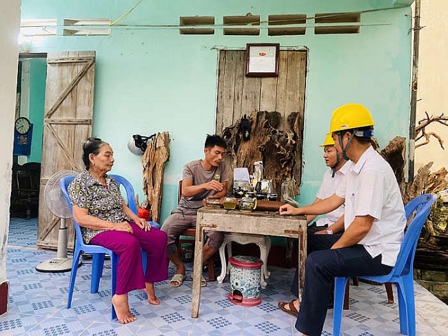Hóa đơn tiền điện gần 90 triệu đồng: Đình chỉ Trưởng Phòng kinh doanh điện