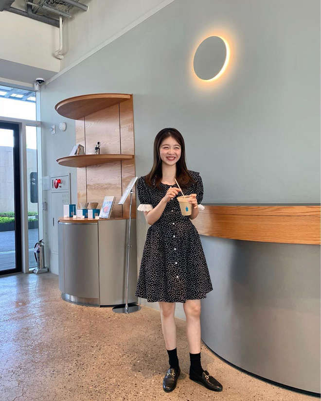 5 mẫu váy cứ diện là 'auto' hack eo thon chẳng cần quá cầu kỳ - Ảnh 7 5 mẫu váy cứ diện là 'auto' hack eo thon chẳng cần quá cầu kỳ - Ảnh 7