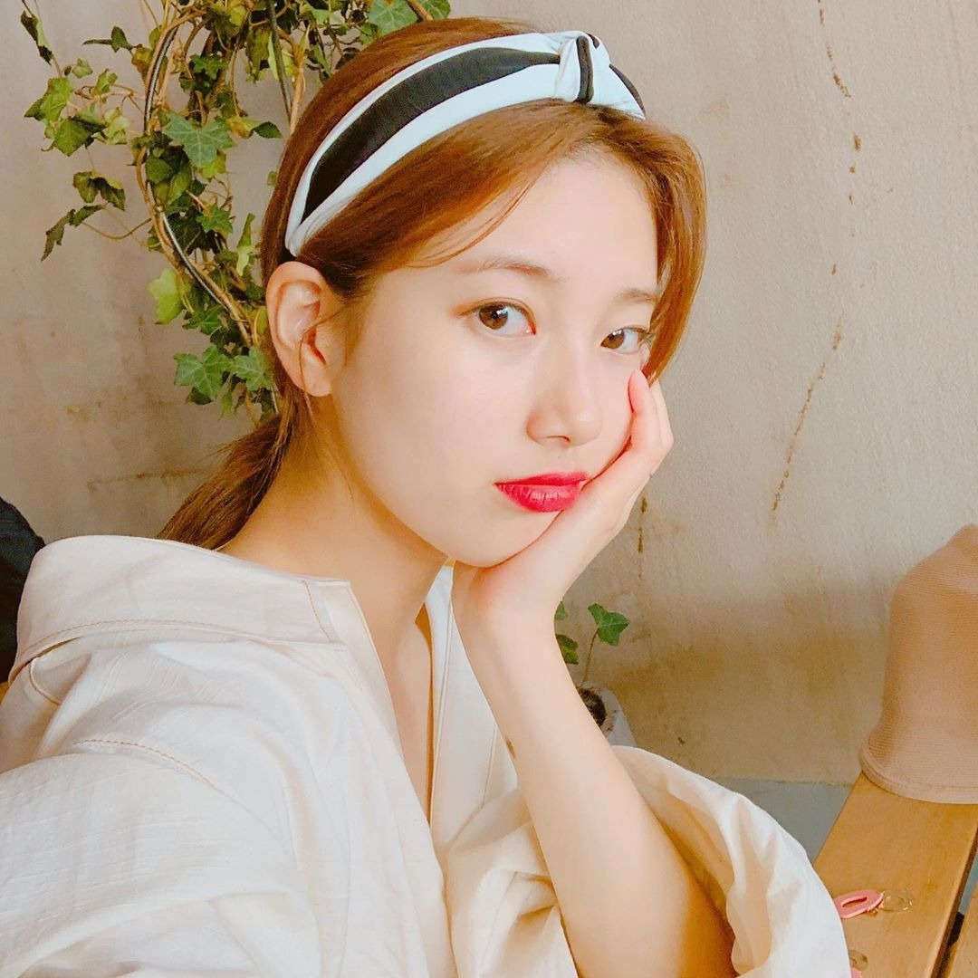 4 idol Hàn có style đời thường đặc trưng - Ảnh 15