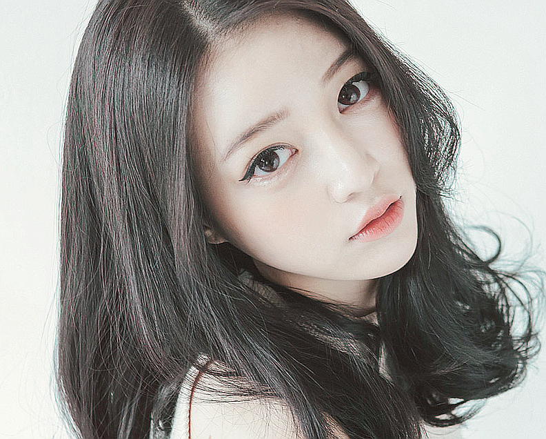 Phụ nữ có những nét này thì xác định cuộc đời '3 chìm 7 nổi' lúc trẻ khổ vì tình, về già khổ vì chồng con - Ảnh 3 Phụ nữ có những nét này thì xác định cuộc đời '3 chìm 7 nổi' lúc trẻ khổ vì tình, về già khổ vì chồng con - Ảnh 3