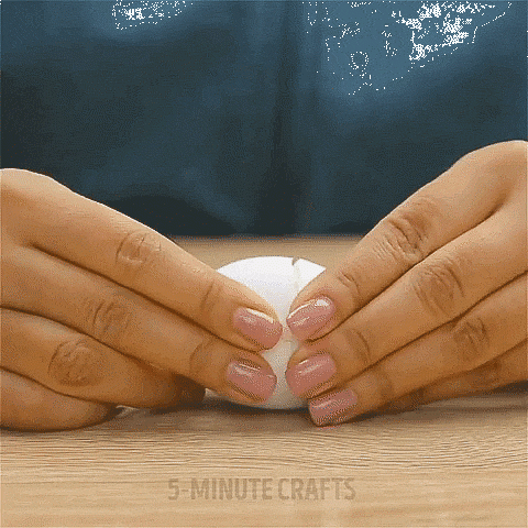 Luộc trứng cứ thêm một lát chanh, biết tác dụng bạn sẽ tròn mắt ngạc nhiên