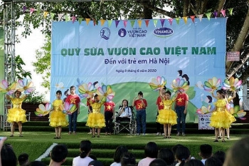 Hơn 1.300 trẻ em Hà Nội được chăm sóc dinh dưỡng từ Vinamilk