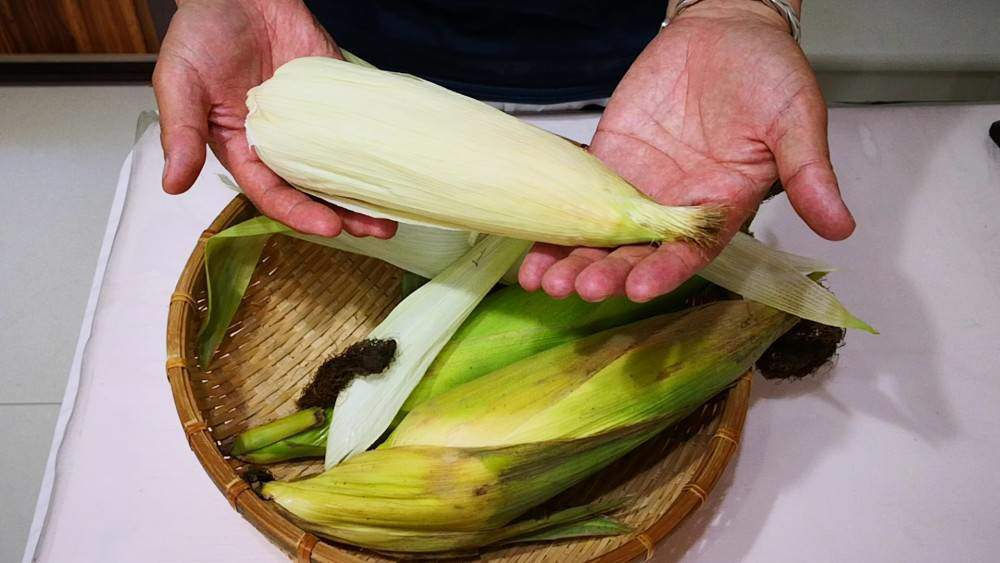 Ăn ngô 30 năm giờ mới biết cách bảo quản ngô như thế nào để cả năm không hỏng - Ảnh 6 Ăn ngô 30 năm giờ mới biết cách bảo quản ngô như thế nào để cả năm không hỏng - Ảnh 6