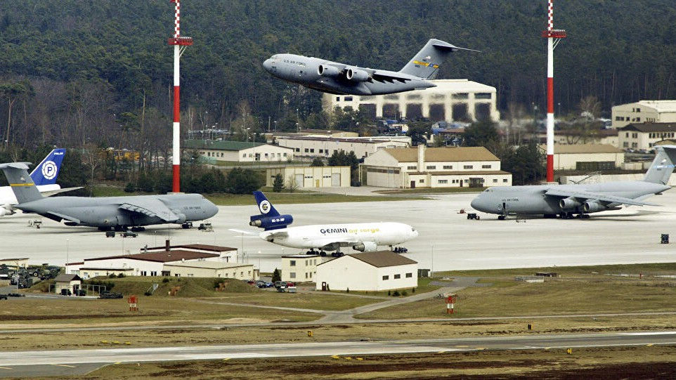 tong thong trump phe duyet ke hoach rut 9.500 binh sy khoi duc hinh 1