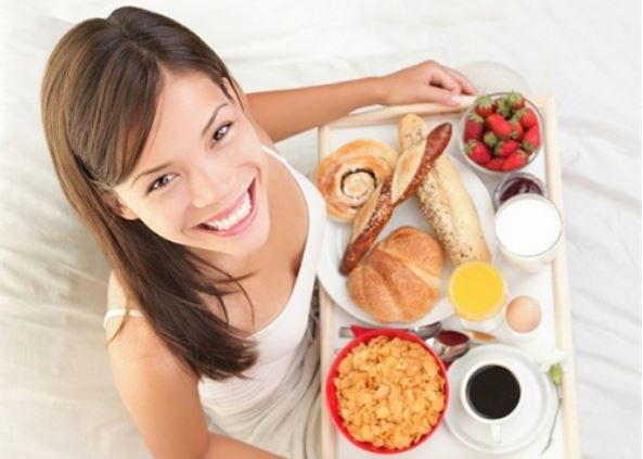 Những kiểu ăn sáng vô dụng nhất vừa không có chất dinh dưỡng, vừa tàn phá sức khỏe - Ảnh 1 Những kiểu ăn sáng vô dụng nhất vừa không có chất dinh dưỡng, vừa tàn phá sức khỏe - Ảnh 1