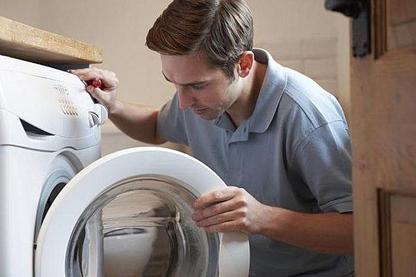 Có nên đóng nắp sau khi giặt máy? Hóa ra nhiều gia đình đã làm sai suốt bao nhiêu năm
