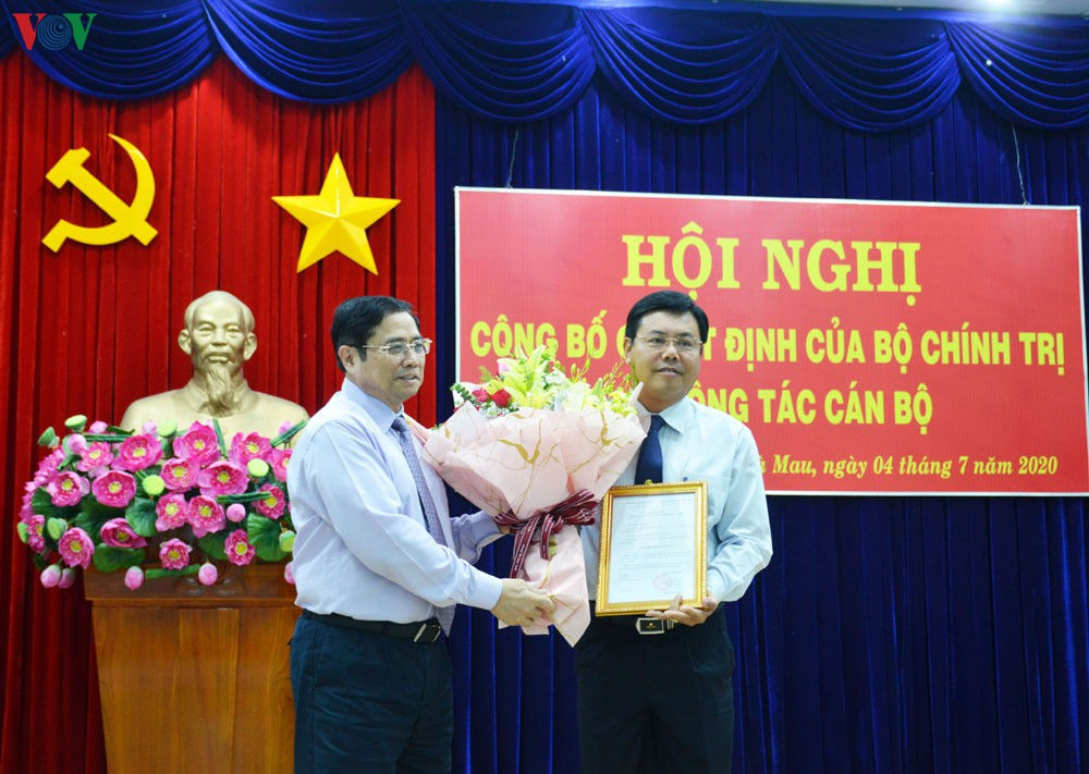 ca mau co tan bi thu tinh uy hinh 1