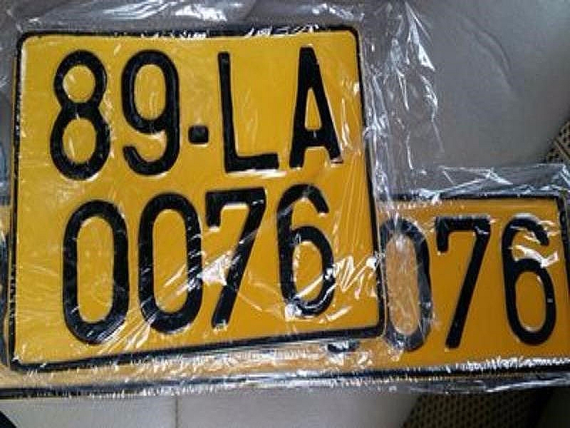 Từ 1/8, xe kinh doanh vận tải phải đổi biển màu trắng sang màu vàng