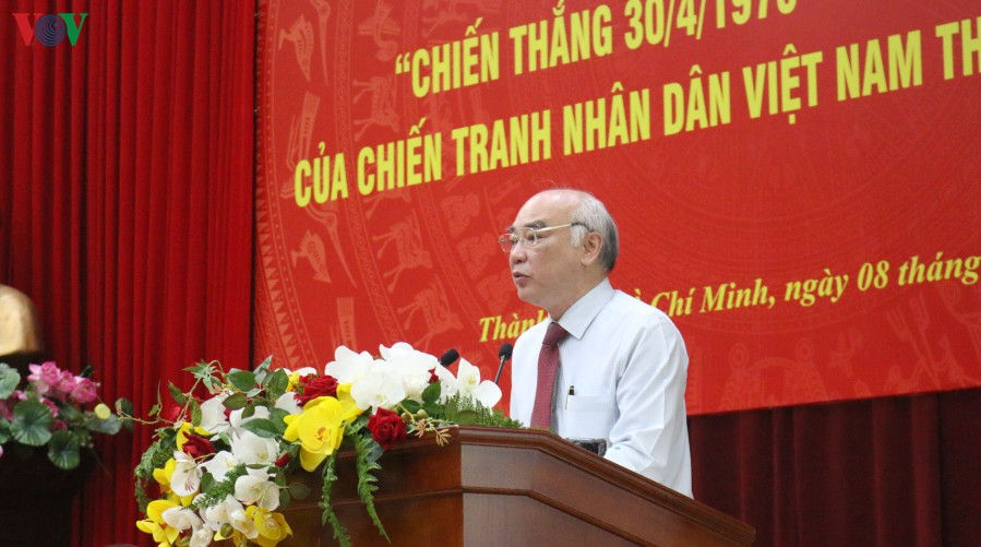 chien thang 30/4 - dinh cao suc manh chien tranh nhan dan viet nam hinh 1