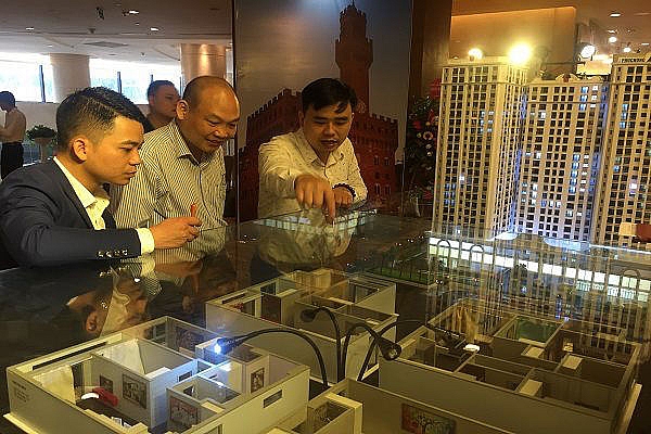 Chỉ 10-12% nhân sự môi giới bất động sản đủ điều kiện hành nghề