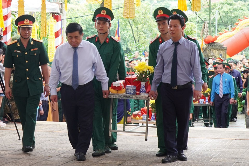 Rưng rưng lễ truy điệu 10 liệt sỹ hy sinh trong cuộc chiến bảo vệ Vị Xuyên - 3