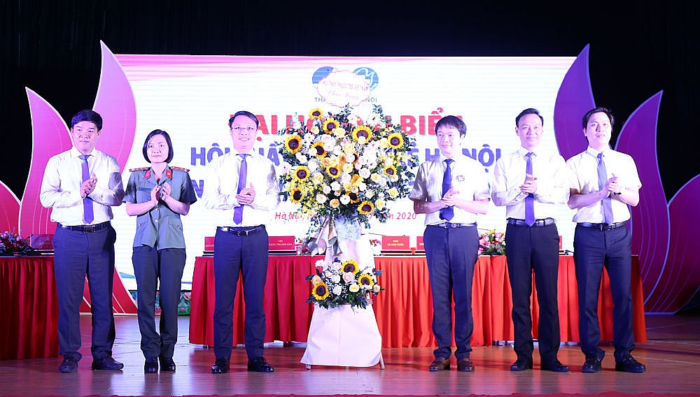 Thầy thuốc trẻ Thủ đô giỏi chuyên môn, sáng y đức, tình nguyện vì sức khỏe cộng đồng