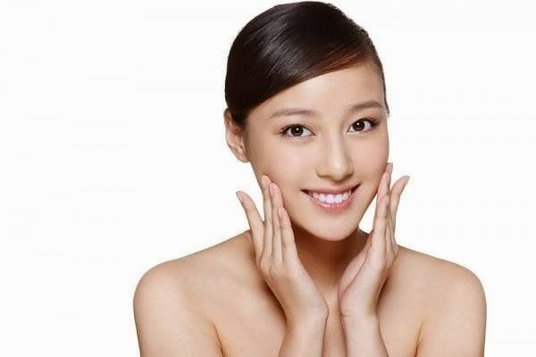 Cột tóc hai sừng nhí nhảnh, Dương Mịch cũng không thể “ăn gian” tuổi tác vì làn da nhăn nheo - Ảnh 11