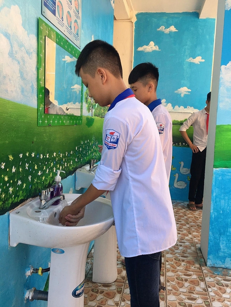 Khánh thành công trình thanh niên “Nhà vệ sinh thân thiện”