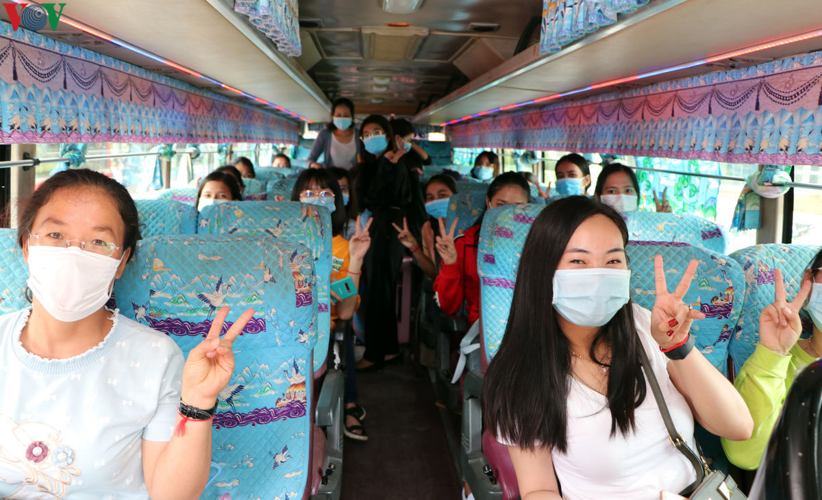 sinh vien campuchia han hoan quay tro lai viet nam de hoc tap hinh 1