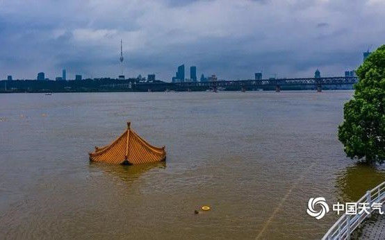 luu vuc song truong giang (trung quoc) tiep tuc mua lon den 19/7 hinh 1