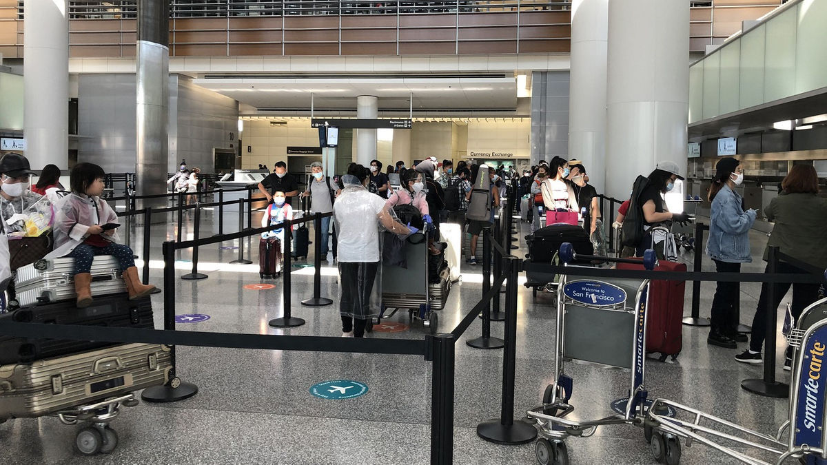 bng khuyen cao ve hien tuong lua dao nguoi viet mua ve may bay ve nuoc hinh 1