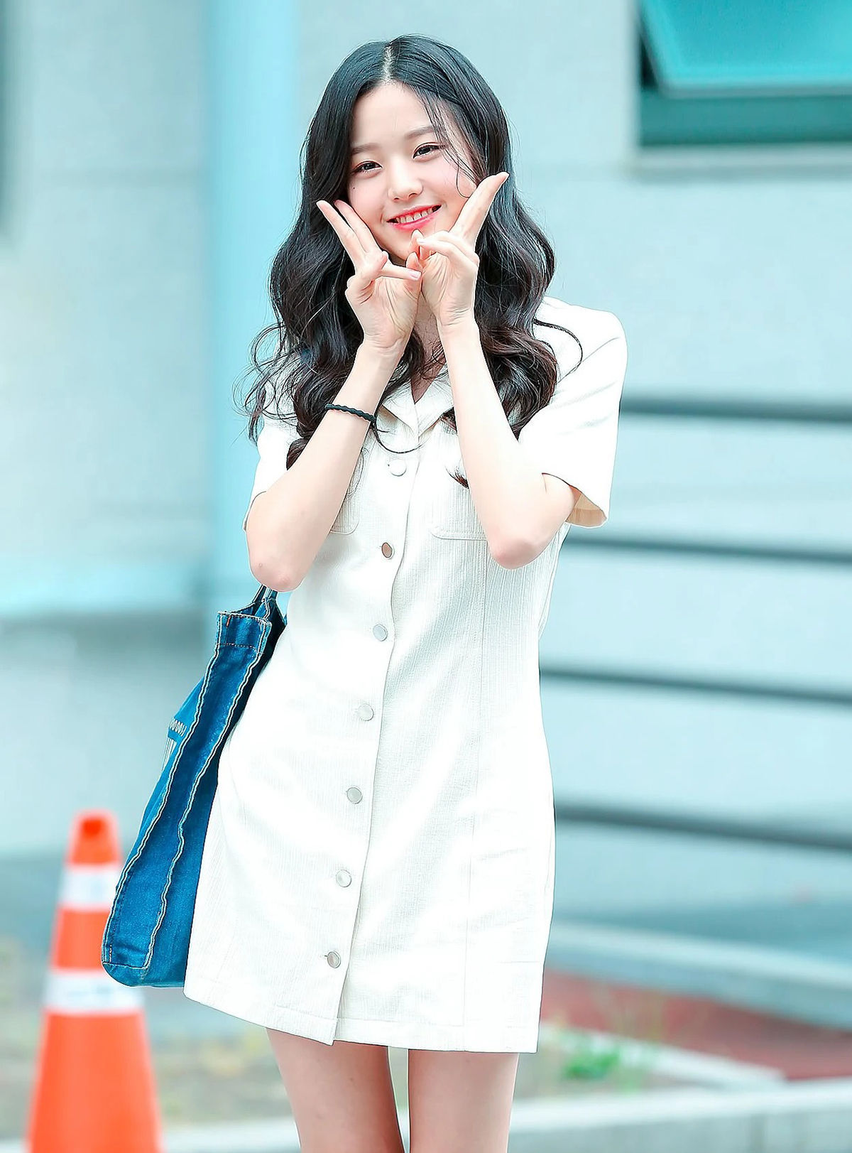 5 kiểu đồ sân bay yêu thích của các idol nổi tiếng mặc đẹp - Ảnh 13