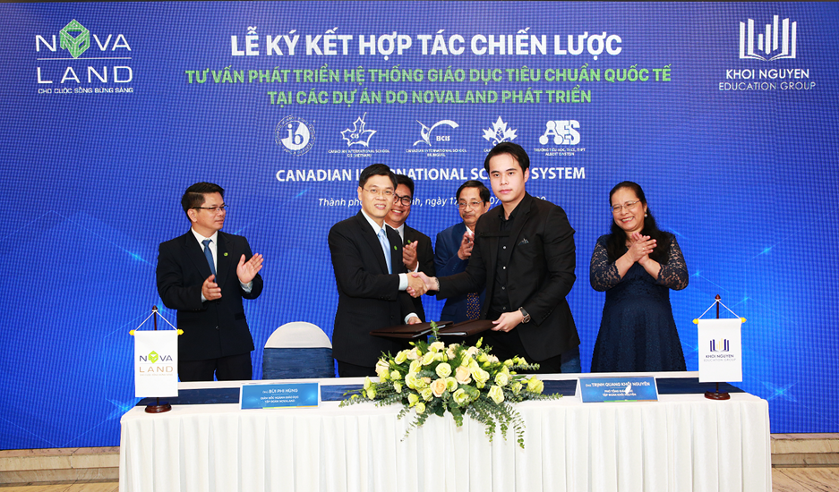 Tập đoàn Novaland ký kết hợp tác chiến lược với tập đoàn giáo dục Khôi Nguyên - Ảnh 1. Tập đoàn Novaland ký kết hợp tác chiến lược với tập đoàn giáo dục Khôi Nguyên - Ảnh 1.