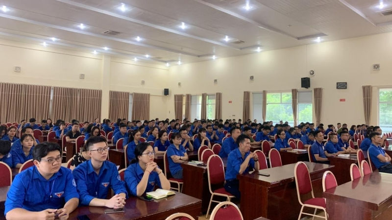 Đo&agrave;n vi&ecirc;n, thanh ni&ecirc;n, c&aacute;n bộ Đo&agrave;n tham gia lớp bồi dưỡng kỹ năng, nghiệp vụ c&ocirc;ng t&aacute;c Đo&agrave;n