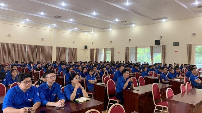 Bồi dưỡng kỹ năng cho 250 cán bộ Đoàn chủ chốt khối Công nhân viên chức