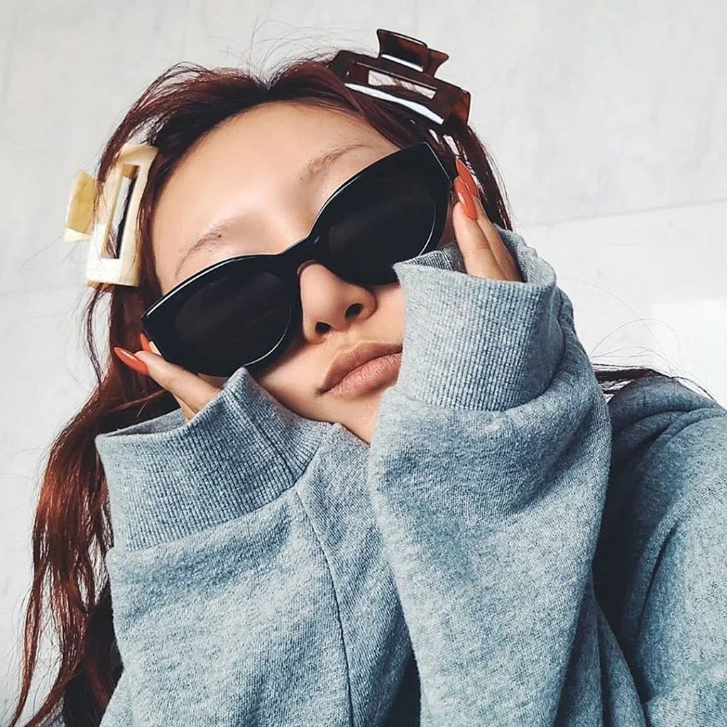 5 phụ kiện tóc đặc trưng năm 2000 được idol Hàn lăng xê lại
