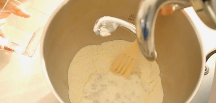 cach lam banh donut nuong ảnh 2