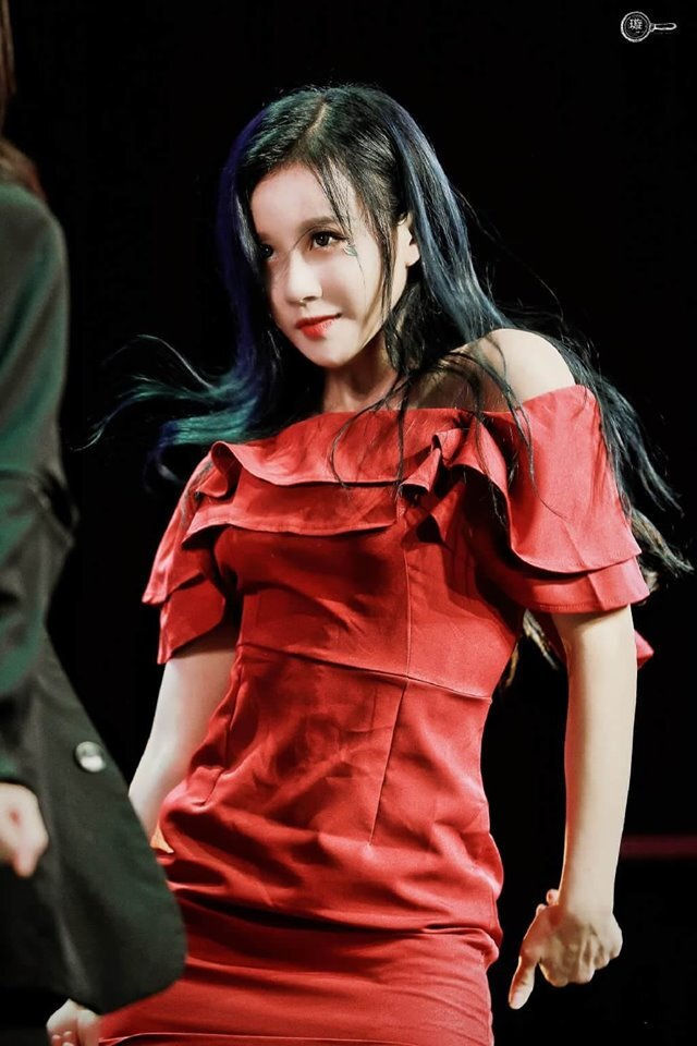 Trend t&oacute;c xanh được idol Cbiz m&ecirc; nhất h&egrave; 2020 - Ảnh 8