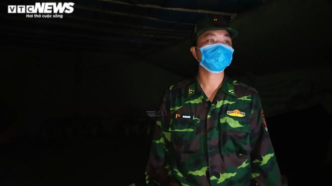 Bộ đội biên phòng Nghệ An tuần tra thâu đêm, ngăn nhập cảnh trái phép - 8
