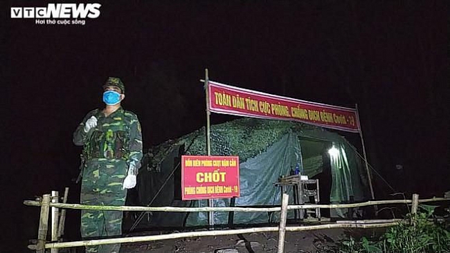 Bộ đội biên phòng Nghệ An tuần tra thâu đêm, ngăn nhập cảnh trái phép