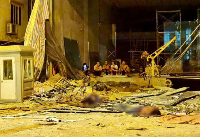 H&agrave; Nội: Hiện trường vụ sập gi&agrave;n gi&aacute;o l&agrave;m 4 người thương vong - 2