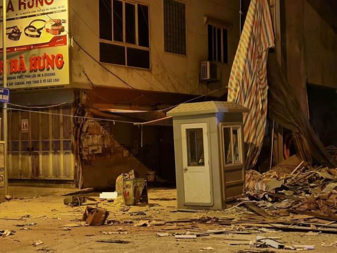 H&agrave; Nội: Hiện trường vụ sập gi&agrave;n gi&aacute;o l&agrave;m 4 người thương vong - 3