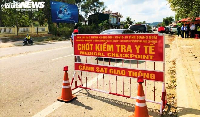 Quảng Ngãi lập 16 chốt kiểm soát dịch COVID-19 trên khu vực biên giới biển - 1